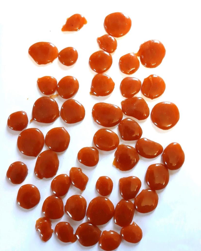 KUSUMI MINI BUTTON LAC (Rosin present)